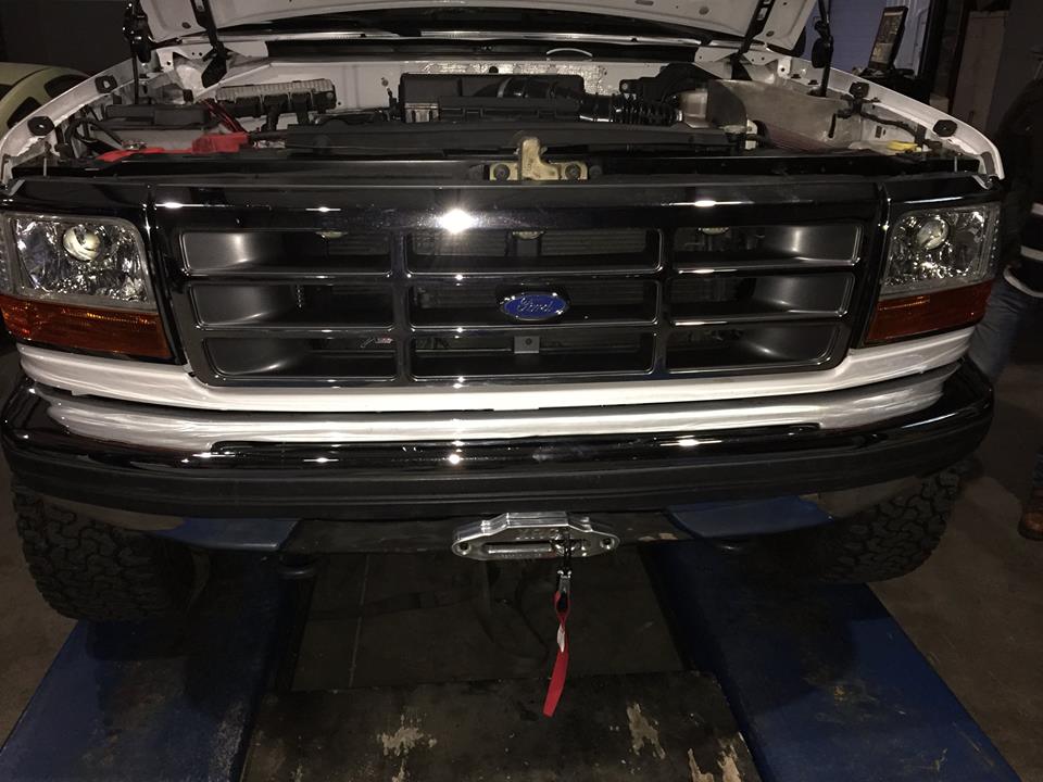 UNIQUE 6.2L '93 Ford Bronco w/Ford Raptor Fram